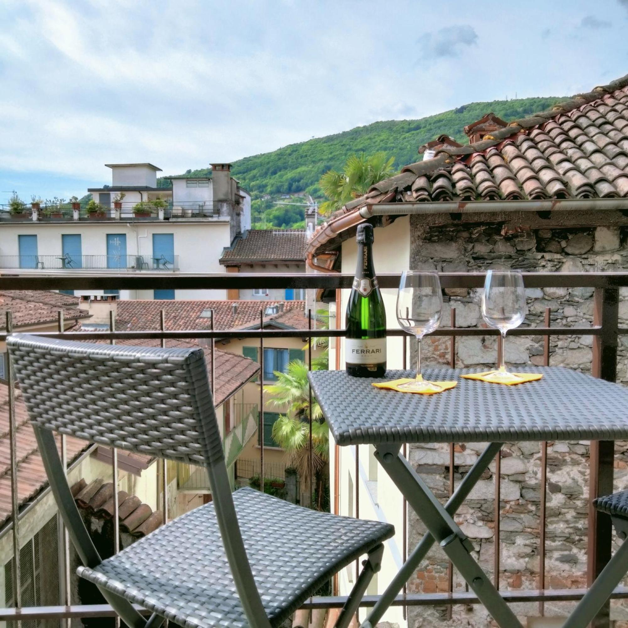 Apartamento Doba House Baveno Exterior foto