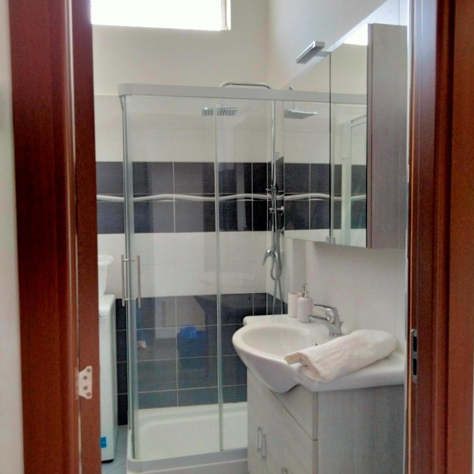 Apartamento Doba House Baveno Exterior foto